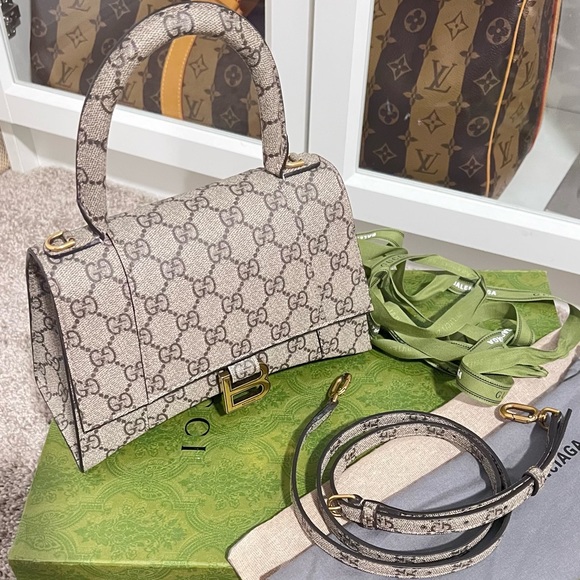 Gucci X Balenciaga Hacker Project Hourglass Bag - Picture 4 of 9